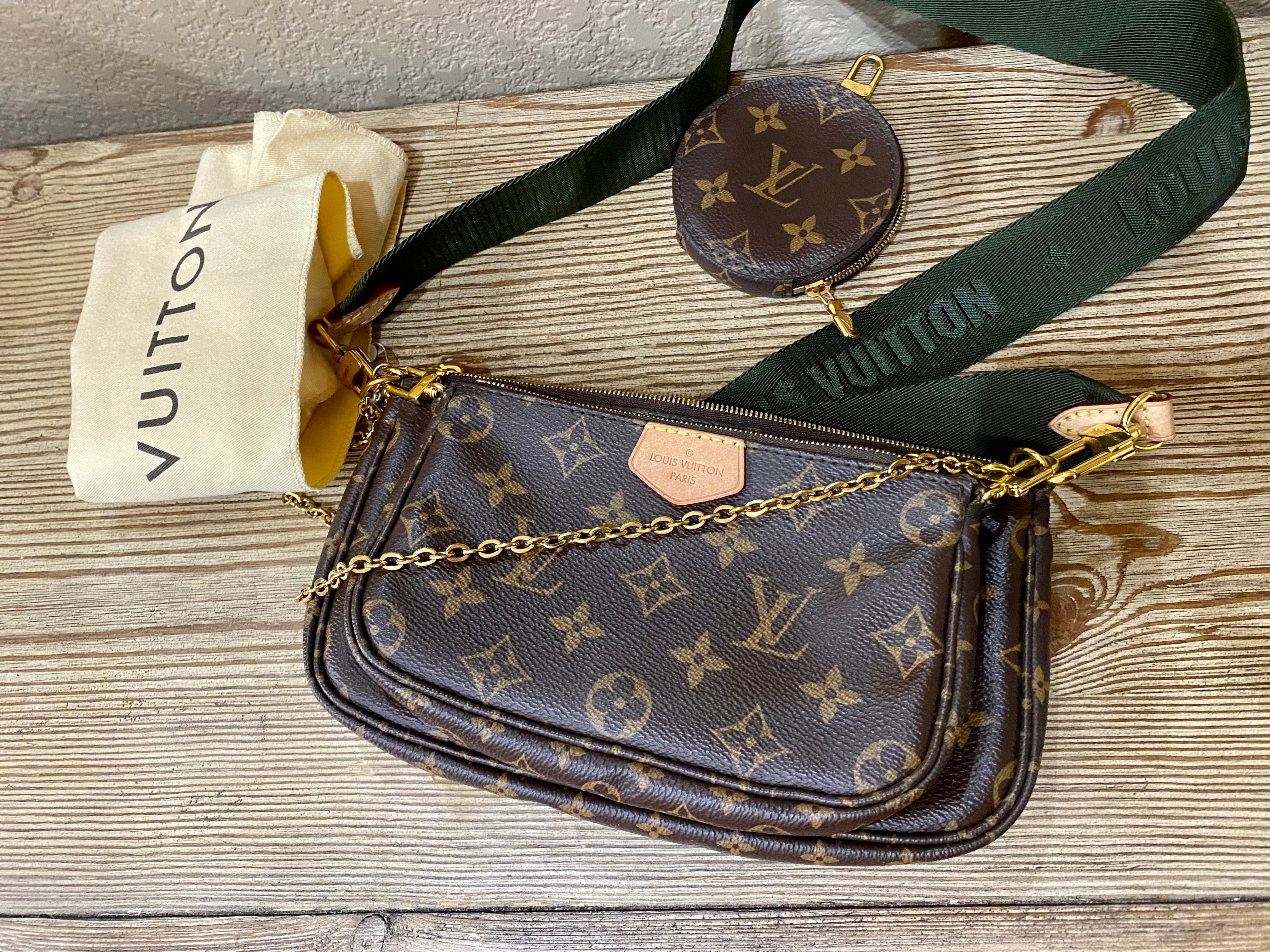 Louis Vuitton Multi Pochette Accessoires Handbag