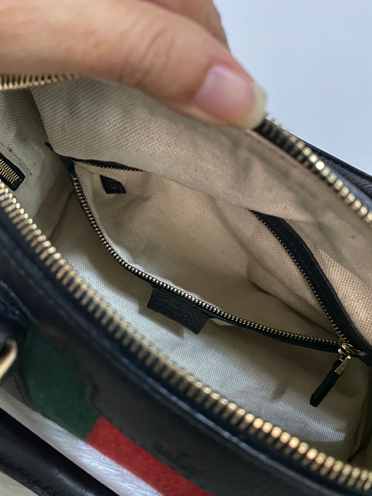Authentic Pre Loved Gucci Leather Calfskin Boston Bag
